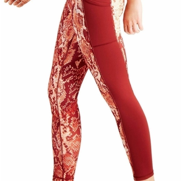 Ideology Women's High Rise,Side Pockets Snakeskin 7/8 Leggings-NWT - Picture 2 of 4